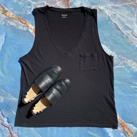 Madewell Tops - Madewell Pocket V tank